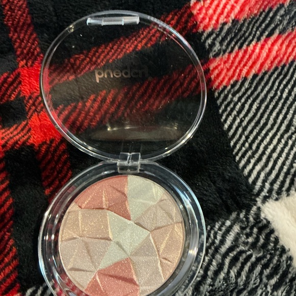 Champagne Pearl Highlighter Palette - Picture 4 of 7